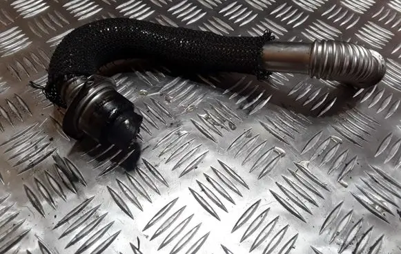 Peugeot 308 EGR valve line/pipe/hose 9646996980