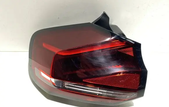 Citroen C4 I Rear/tail lights 9831100280