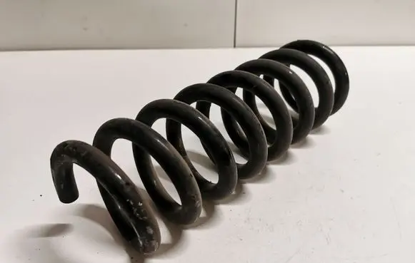 Mercedes-Benz E W212 Rear coil spring