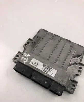 Renault Megane III Engine control unit/module ECU 237106288R 237106101R
