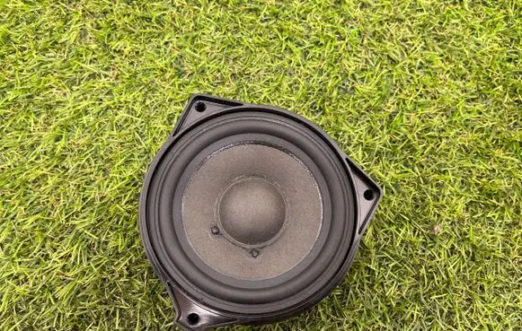Mercedes-Benz S W222 Panel speaker A2228200602