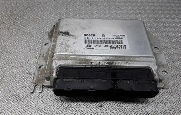 KIA Carens I Engine control unit/module 0281011024 3912127310