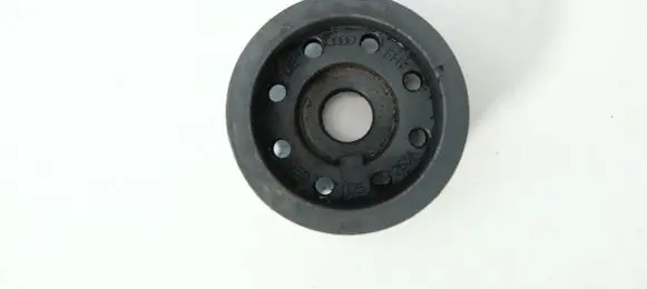 Audi A6 S6 C5 4B Crankshaft pulley 059105263A