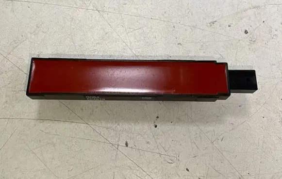 Audi A3 S3 8V Aerial antenna amplifier 5K0962132A
