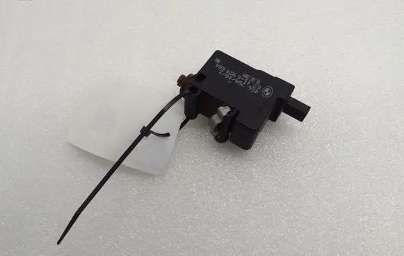 Fuel tank cap lock motor