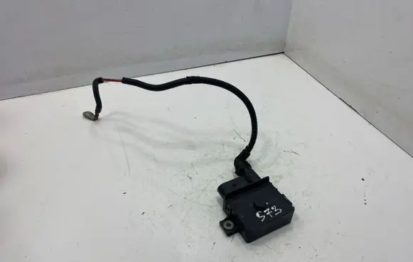 BMW 7 F01 F02 F03 F04 Glow plug pre-heat relay 0522140702