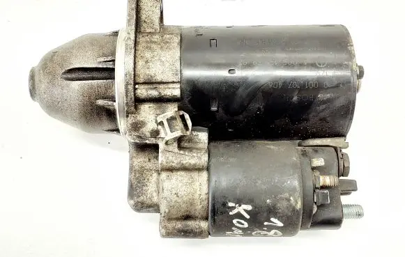 Mercedes-Benz E W211 Starter motor 0051513901 A0051513901