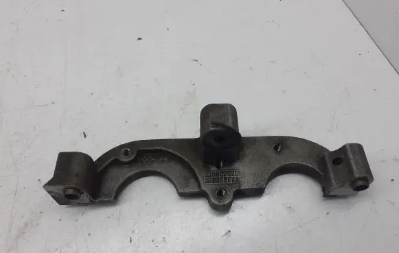 KIA Sorento Camshaft holder 