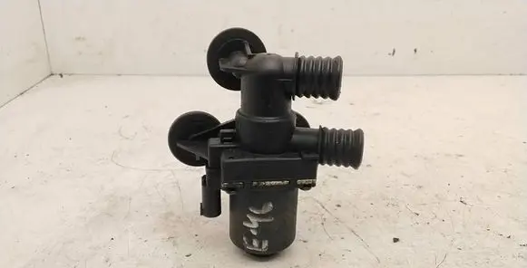 BMW 3 E46 Coolant heater control valve 64118369805 1147412144