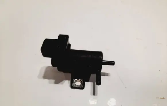 Renault Scenic III - Grand scenic III Valve vacuum 
