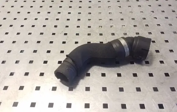 Audi A5 8T 8F Engine coolant pipe/hose 8K0121101K