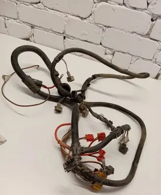 Volkswagen Transporter - Caravelle T4 Headlight/headlamp wiring loom/harness 1H0971840 357971971A 191972703B