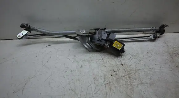 Mini One - Cooper Coupe R56 Front wiper linkage and motor 53555304