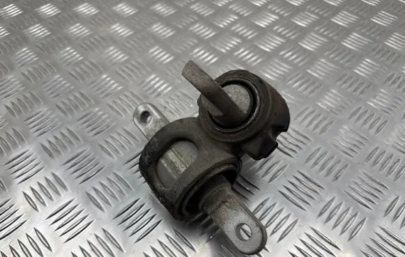Other rear suspension part