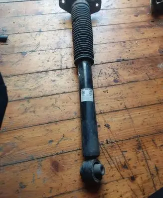 Rear shock absorber/damper