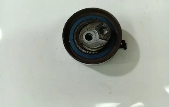 Audi Q7 4L Generator/alternator belt tensioner 059109243P