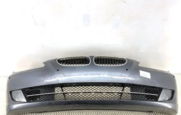 BMW 5 E60 E61 Front bumper A68