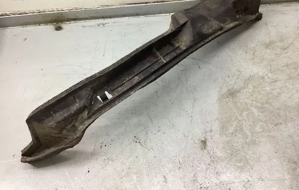 Toyota Corolla E120 E130 Fender mounting bracket 5382702020