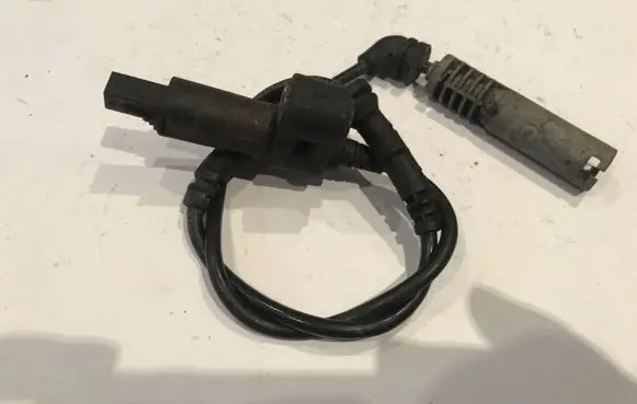 BMW 3 E36 ABS brake wheel speed sensor