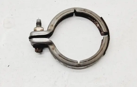 Mercedes-Benz B W246 W242 Muffler pipe connector clamp A2034900641