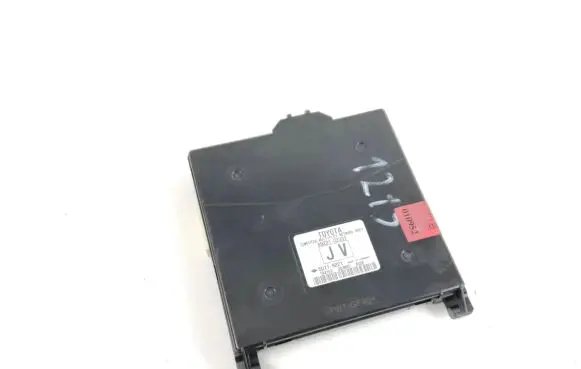 Toyota Auris E180 Other control units/modules 8922102331