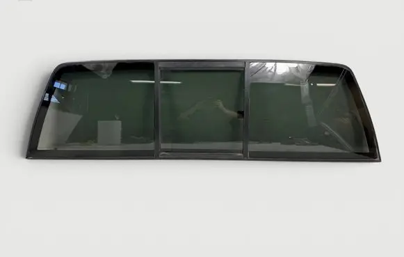Chevrolet Silverado Rear windscreen/windshield window