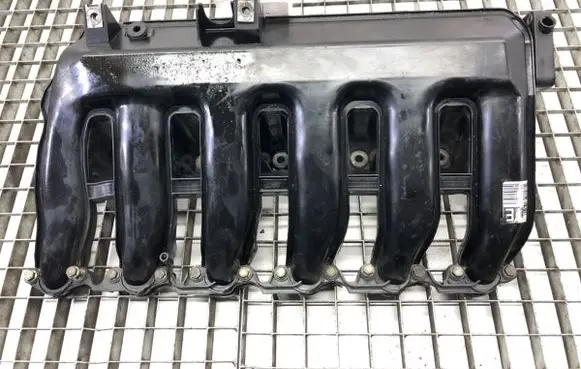 BMW 5 E60 E61 Intake manifold 7790700