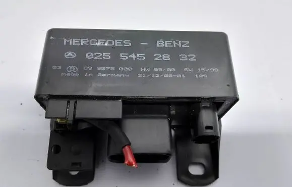 Mercedes-Benz Vaneo W414 Glow plug pre-heat relay 0255452832
