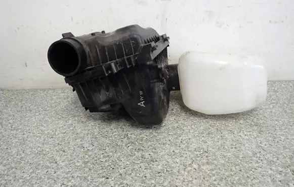 Subaru Forester SH Air filter box cover 
