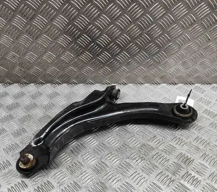 Renault Clio IV Front lower control arm/wishbone 545050794R