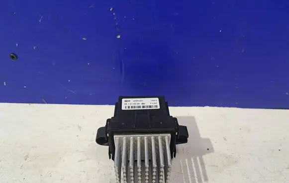 Maserati Ghibli Heater blower motor/fan resistor F011500092 W0591001