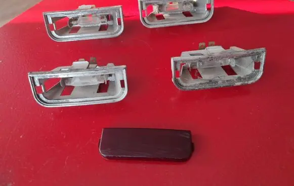 Cadillac STS Seville Front door interior light 20110278
