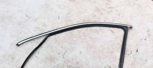 Volkswagen PASSAT B8 Front door trim (molding) 3G0837431M