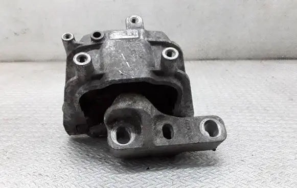 Volkswagen Golf VI Engine mount bracket 1K0199262CN