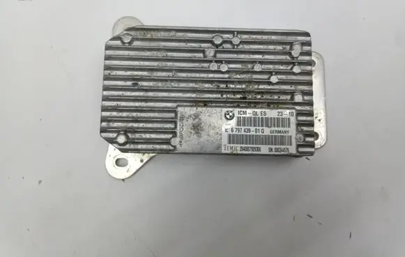 BMW 7 F01 F02 F03 F04 Air suspension control unit module (rear) 6797439