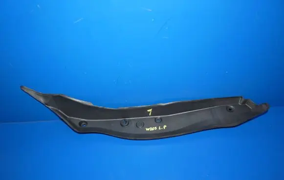 Mercedes-Benz C W205 Fender end trim A2058890125