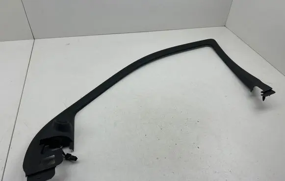 Jeep Grand Cherokee Front door glass trim molding 66592