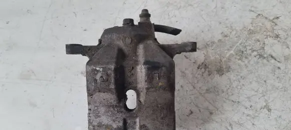 Toyota Prius (XW30) Front brake caliper