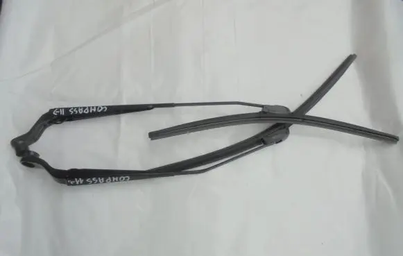 Jeep Compass Front wiper blade arm