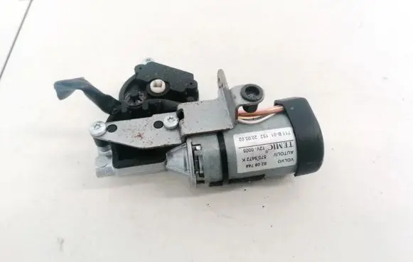 Volvo XC90 Seat adjustment motor 9208744 5705472K