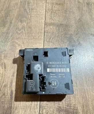 Mercedes-Benz E W211 Door control unit/module 2118201626 356806
