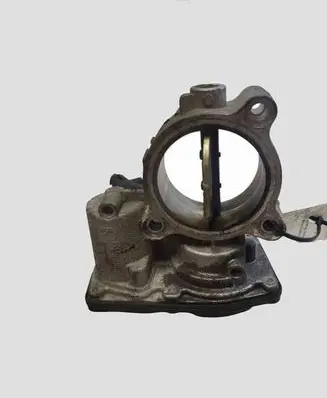 BMW 1 F20 F21 Throttle valve 10378517