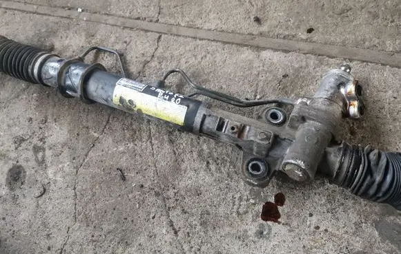 Hyundai Santa Fe Steering rack 5770026200