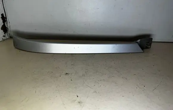Mercedes-Benz ML W163 Under headlight/headlamp trim 1638260277 A1638260277