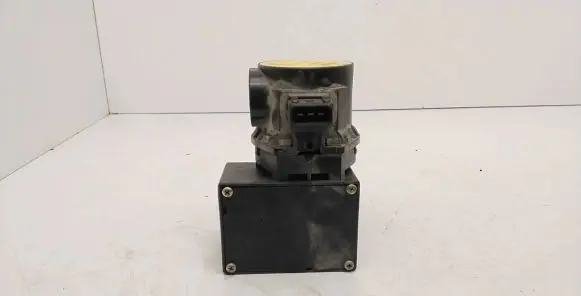 Seat Toledo I (1L) Central locking vacuum pump 1L0862257