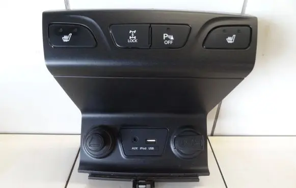 Hyundai ix35 Seat heating switch 93310-2Y200