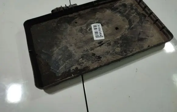Toyota Avensis T250 Battery box tray 