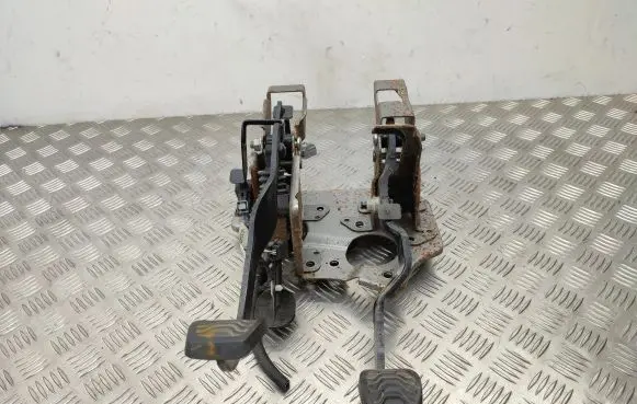 Ford Transit Custom Pedal assembly BK312450 BK212450BB BK2T2B325DE