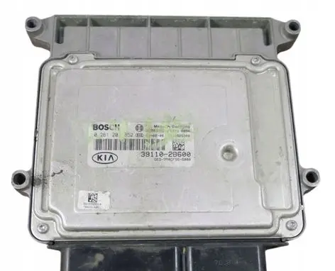 KIA Ceed Engine control unit/module 0261201852