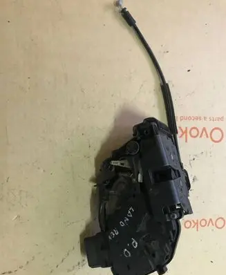 Land Rover Discovery Sport Front door lock FQJ000205